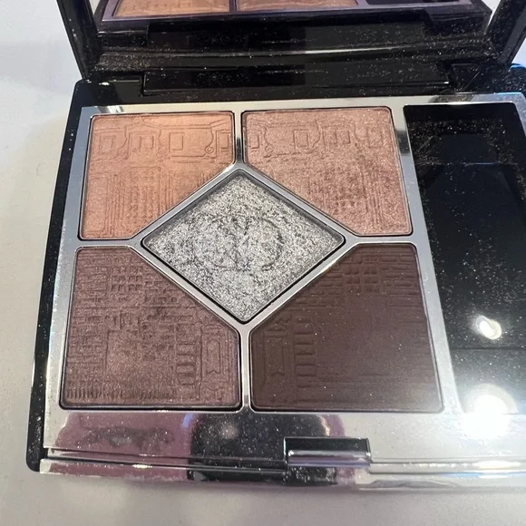 Christian Dior Eyeshadow Palette #739 - Picture 3 of 4